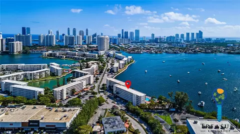 2910 Point East Dr #M511, Aventura, FL 33160