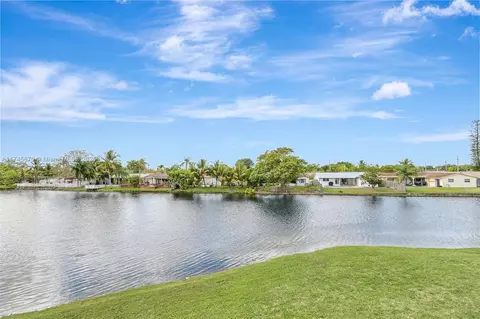10456 NW 24th Pl #209, Sunrise, FL 33322