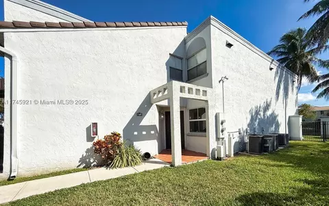 4609 NW 97th Ct #1, Doral, FL 33178