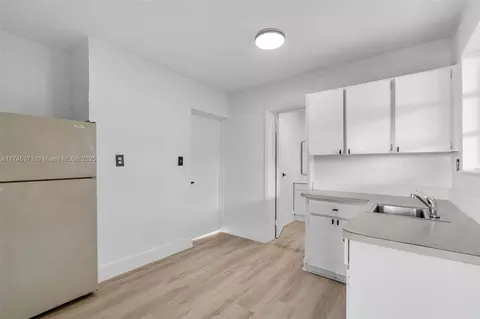 Other - 4164 W 6th Ave, Hialeah, FL 33012 photo 6 of 7