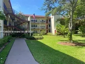 13300 SW 1st St #213O, Pembroke Pines, FL 33027