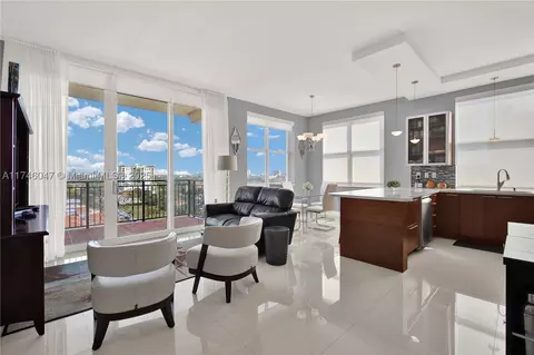 1607 Ponce De Leon Blvd #10A, Coral Gables, FL 33134