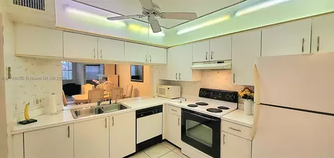 10368 NW 24th Pl #109, Sunrise, FL 33322