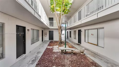 1830 Maravilla Ave #105, Fort Myers, FL 33901