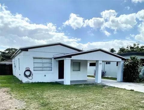 1758 NE 174th St, North Miami Beach, FL 33162
