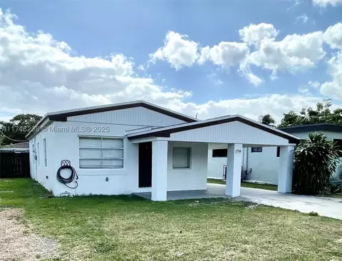 1758 NE 174th St, North Miami Beach, FL 33162