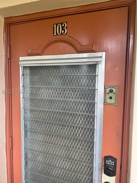 3071 E Sunrise Lakes Dr #103, Sunrise, FL 33322