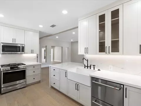 Kitchen - 9073 Dickens Ave, Surfside, FL 33154 photo 3 of 7