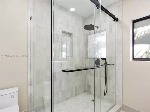 Bath - 9073 Dickens Ave, Surfside, FL 33154 photo 9 of 9