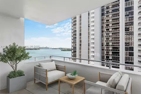 11 Island Ave #907, Miami Beach, FL 33139