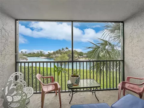 13 Royal Palm Way #2030, Boca Raton, FL 33432