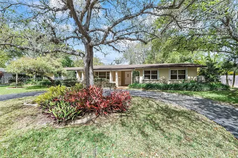 8341 SW 165th Ter, Palmetto Bay, FL 33157