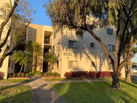 8065 SW 107th Ave #208, Miami, FL 33173