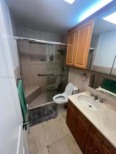 Bath - 766 E 48th St, Hialeah, FL 33013 photo 1 of 4
