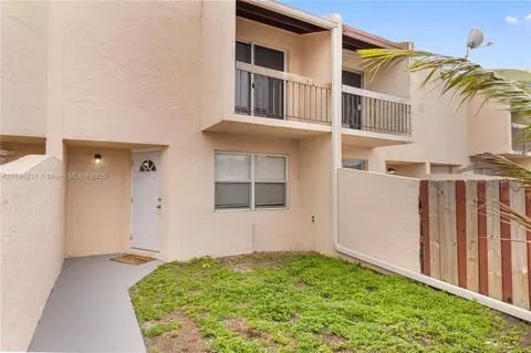 3662 SW 59th Ave #2, Davie, FL 33314