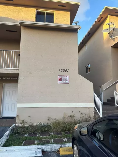 3051 W 76th St #D-105, Hialeah, FL 33018