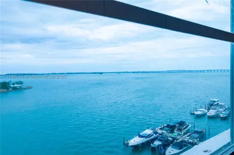 801 Brickell Bay Dr #1069, Miami, FL 33131