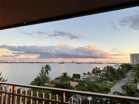 Undisclosed, Miami, FL 33181