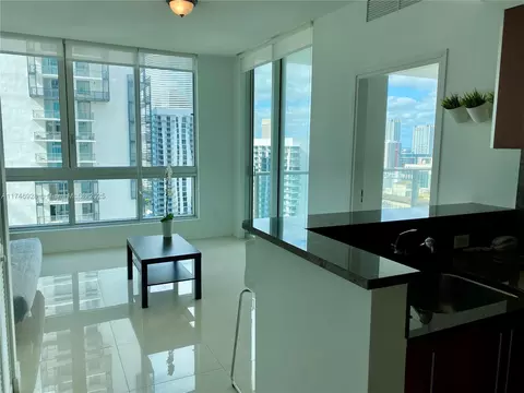 300 S Biscayne Blvd #2711, Miami, FL 33131