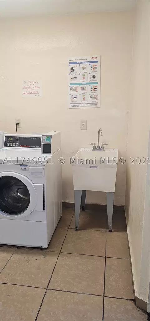 17530 NW 68th Ave #C2001, Hialeah, FL 33015 photo 23
