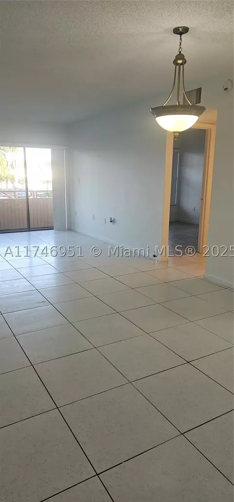 17530 NW 68th Ave #C2001, Hialeah, FL 33015 photo 8