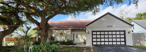 2920 Devonwood Ave, Miramar, FL 33025