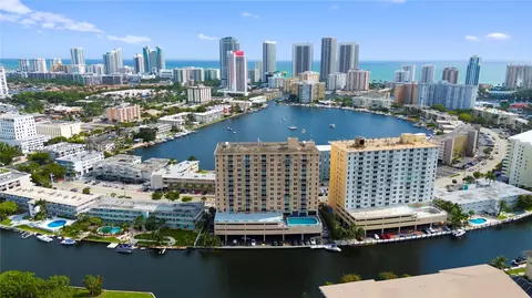 437 Golden Isles Dr #12J, Hallandale Beach, FL 33009