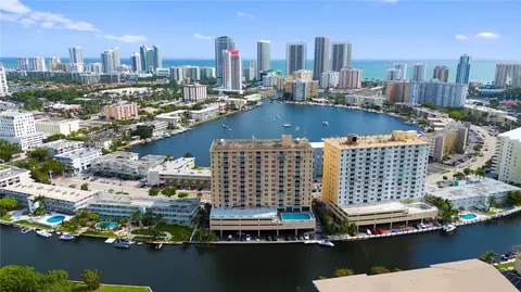 437 Golden Isles Dr #12J, Hallandale Beach, FL 33009