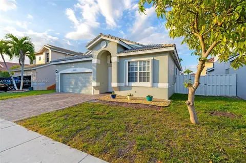 16233 NW 17th St, Pembroke Pines, FL 33028