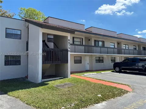 8875 Fontainebleau Blvd #202, Miami, FL 33172