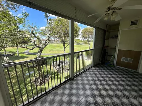 850 SW 133rd Ter #201B, Pembroke Pines, FL 33027
