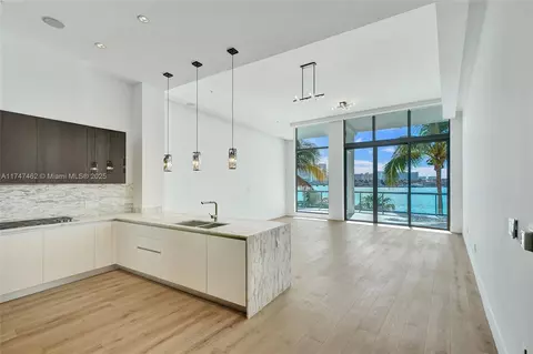 3300 NE 188th St #110, Aventura, FL 33180