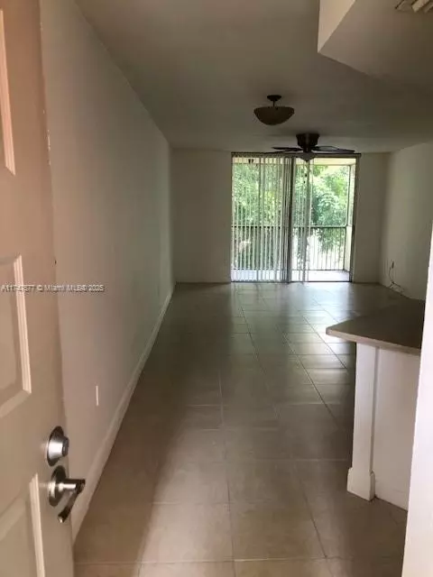 8353 Lake Dr #302, Doral, FL 33166