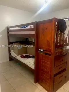 Bedroom - 806 W 73rd Pl, Hialeah, FL 33014 photo 3 of 3