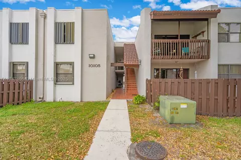 10105 NW 9th St Cir #9-105, Miami, FL 33172