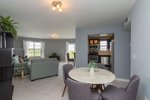 7150 Indian Creek Dr #503, Miami Beach, FL 33141