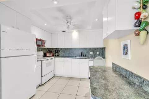 250 Grantham C #250, Deerfield Beach, FL 33442