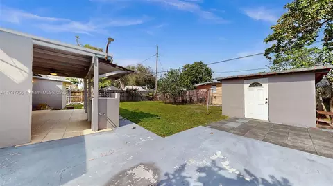 721 SE 4th Pl, Hialeah, FL 33010 photo 32
