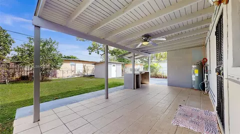 721 SE 4th Pl, Hialeah, FL 33010 photo 29