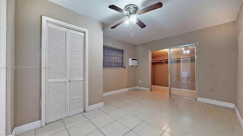 721 SE 4th Pl, Hialeah, FL 33010 photo 20