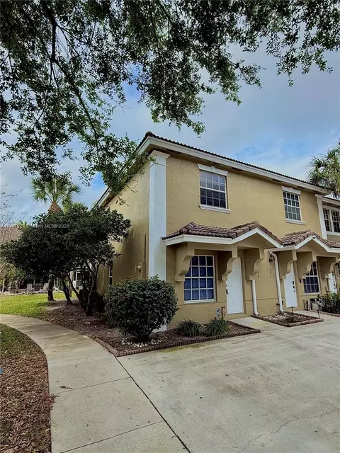 394 SW 122nd Ave, Pembroke Pines, FL 33025