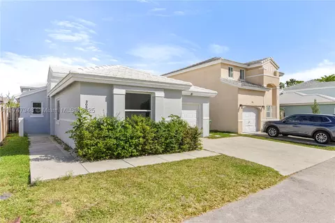 3062 Lighthouse Pl, Margate, FL 33063