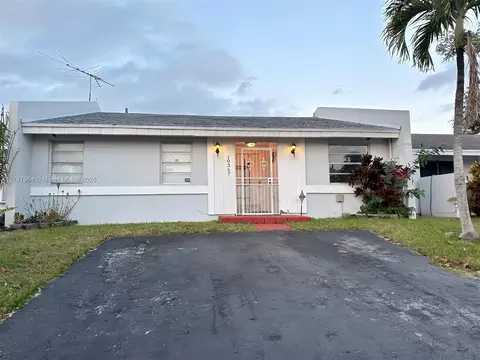 10367 SW 207th Ln #0, Cutler Bay, FL 33189