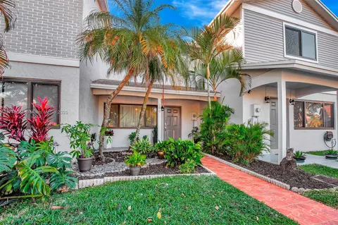 290 NW 106th Ave #0, Pembroke Pines, FL 33026