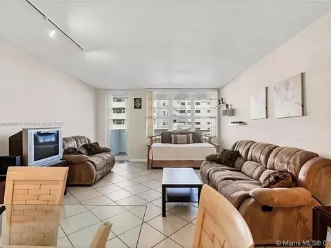 100 Lincoln Rd #633, Miami Beach, FL 33139