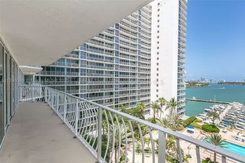 7601 E Treasure Dr #1108, North Bay Village, FL 33141