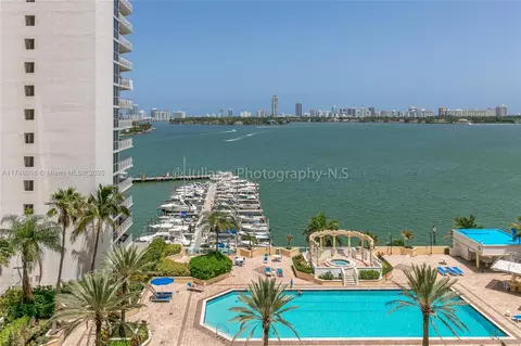 7601 E Treasure Dr #1108, North Bay Village, FL 33141
