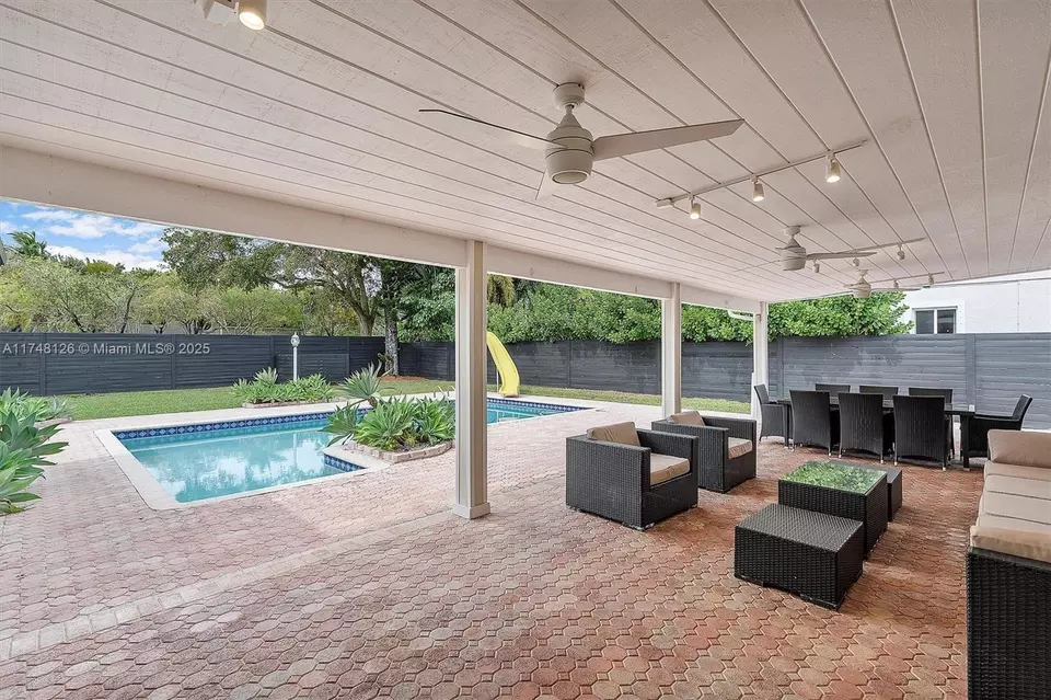  7020 SW 95th Ct, Miami, FL 33173 photo 21