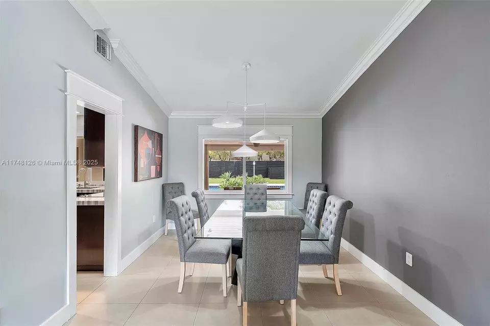  7020 SW 95th Ct, Miami, FL 33173 photo 6