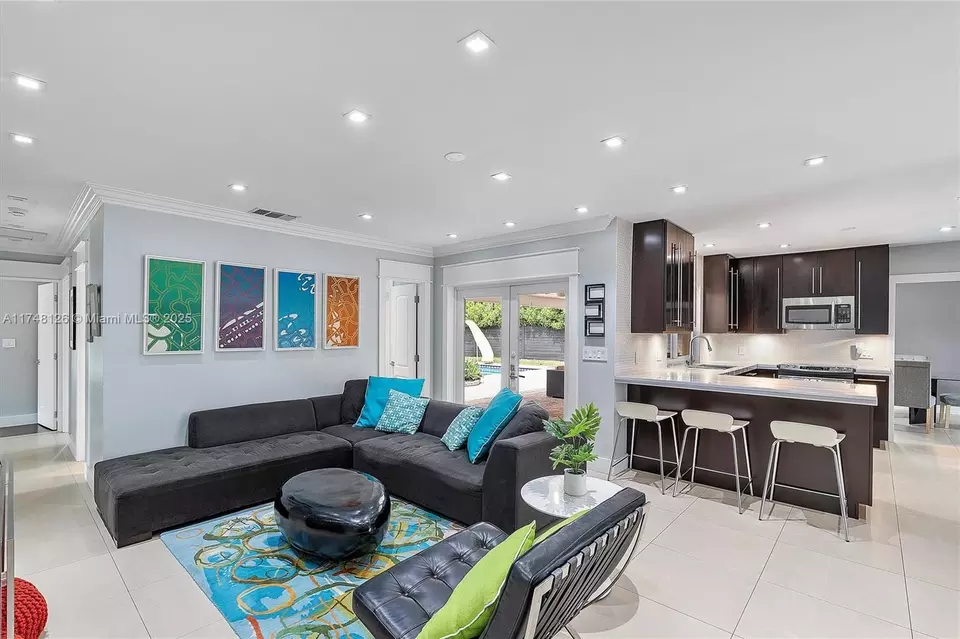  7020 SW 95th Ct, Miami, FL 33173 photo 8